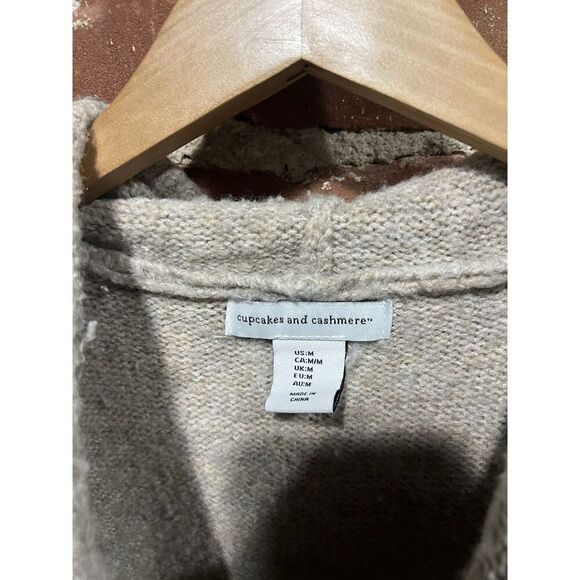 Cupcakes and Cashmere Womens Tan Pullover Hooded Sweatshirt Medium Love - Picture 3 of 3